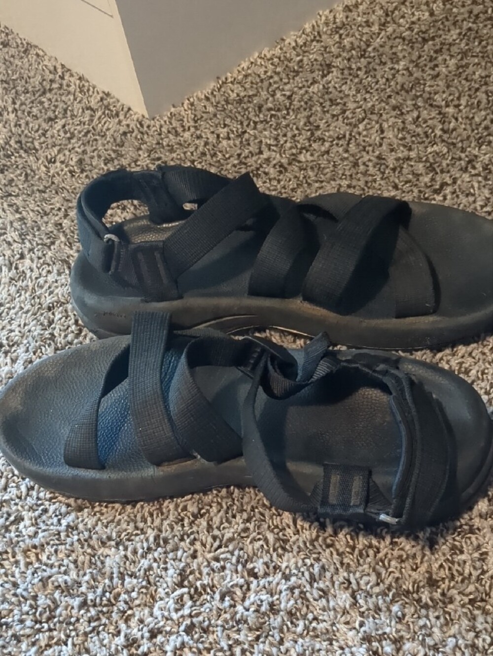 Merrell Black Strapped Casual Sandals